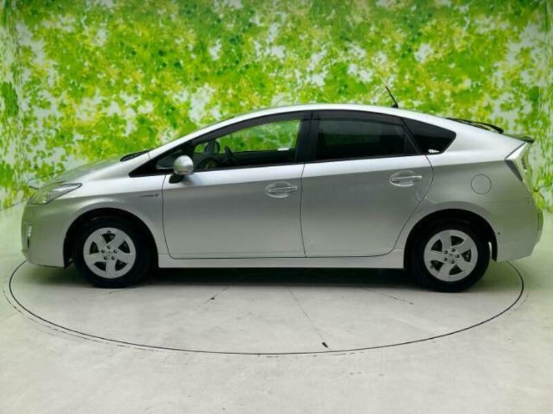 PRIUS-1