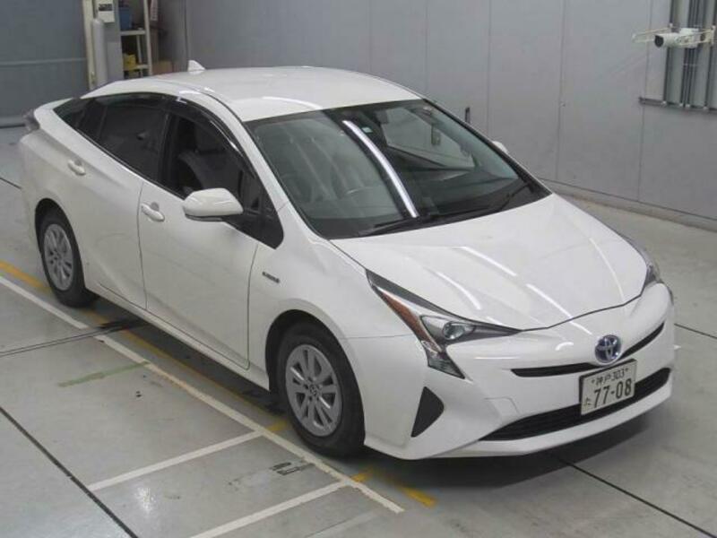 PRIUS-9