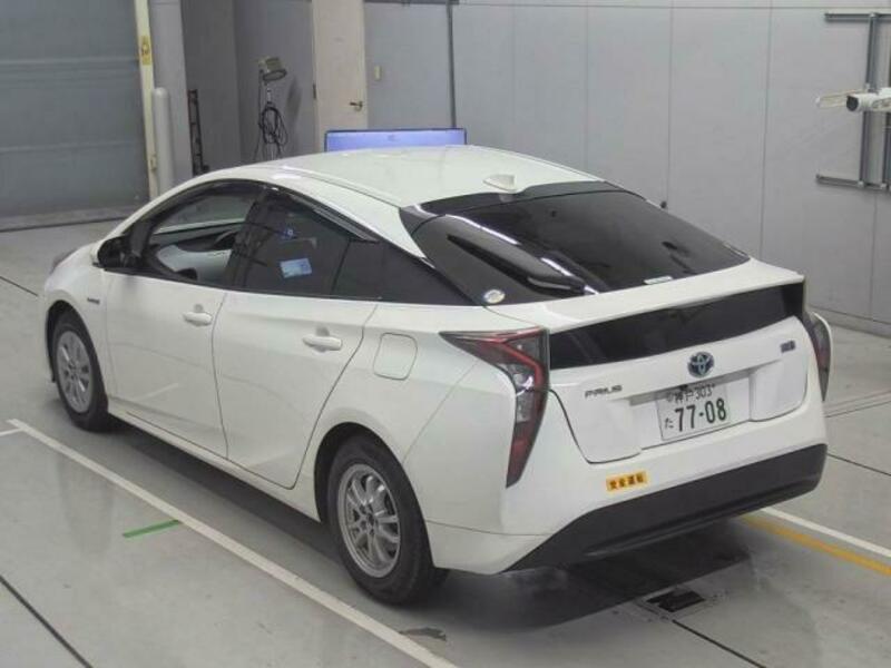 PRIUS-13