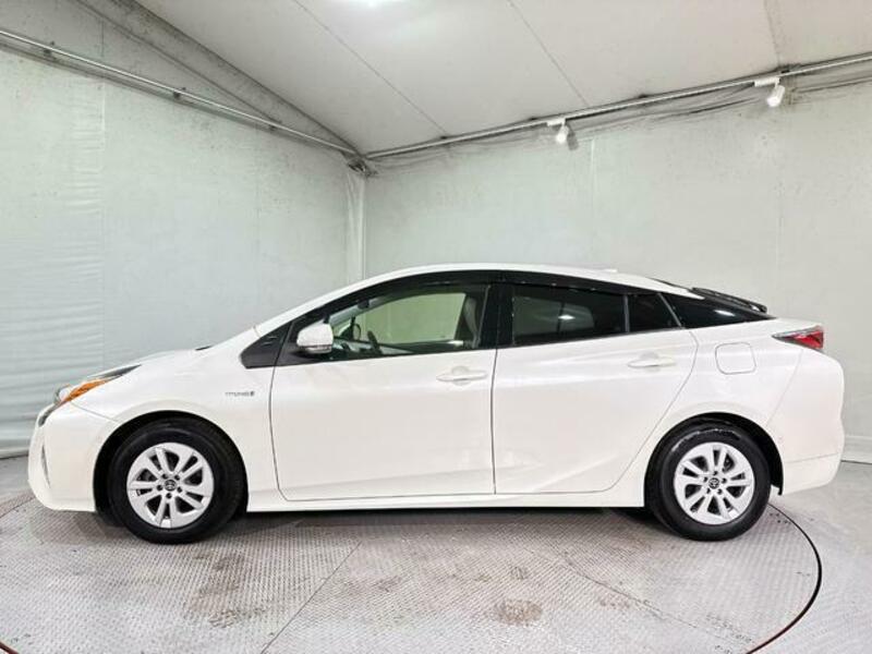 PRIUS-14