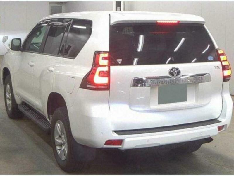 LAND CRUISER PRADO-1