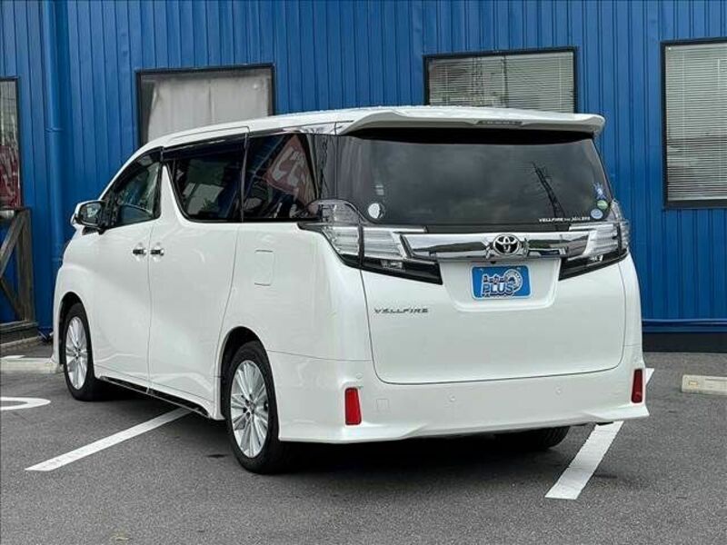 VELLFIRE-19