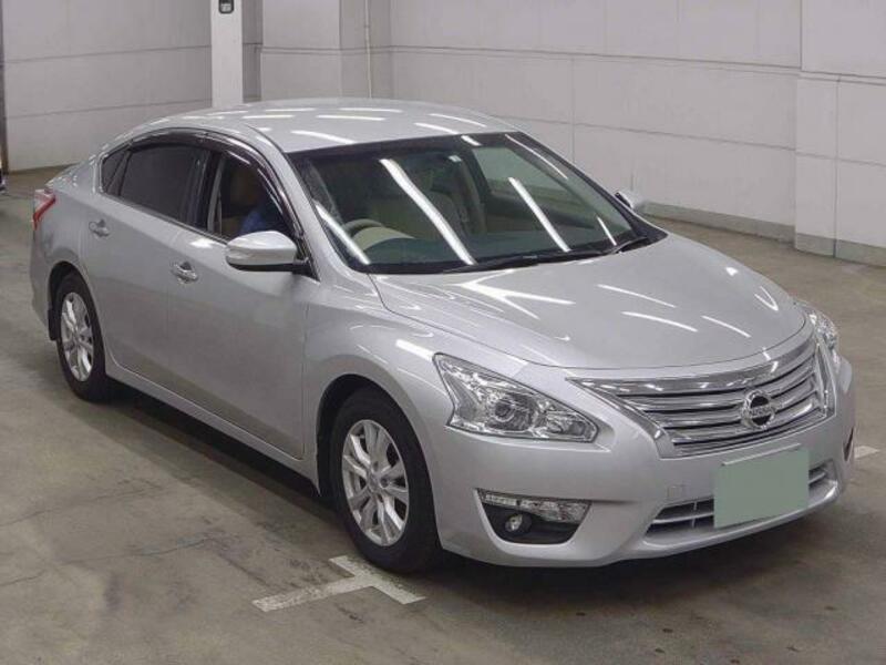 NISSAN　TEANA