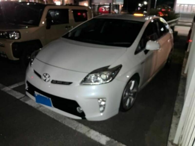 PRIUS-3