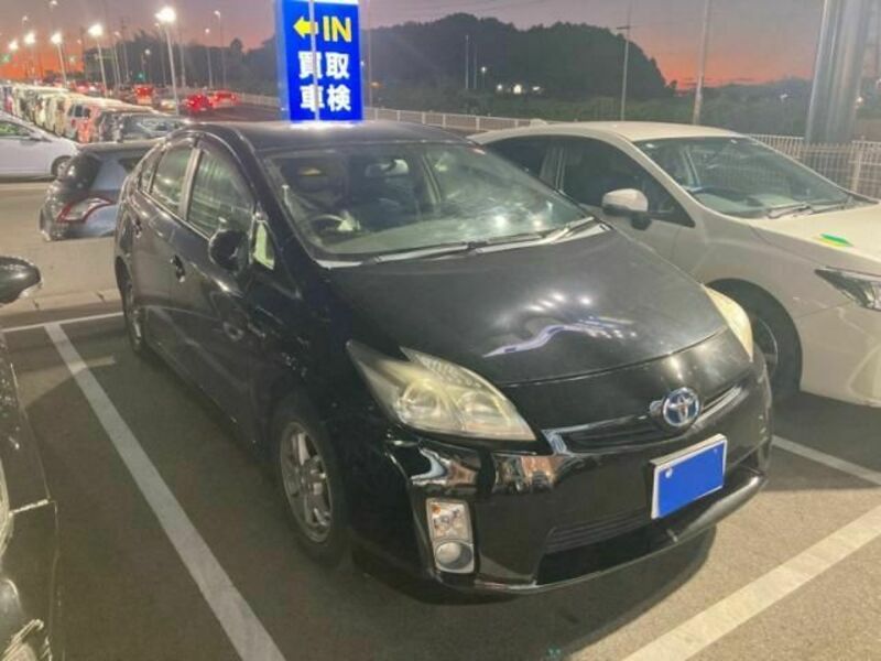 PRIUS-1