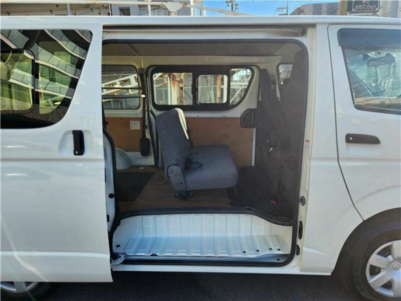 HIACE-22