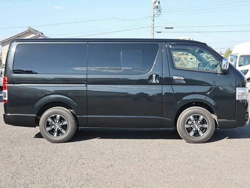 HIACE VAN-7