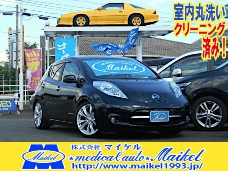 NISSAN　LEAF