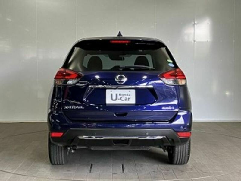 X-TRAIL-10