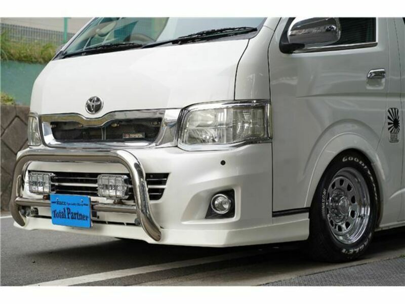 HIACE VAN-4