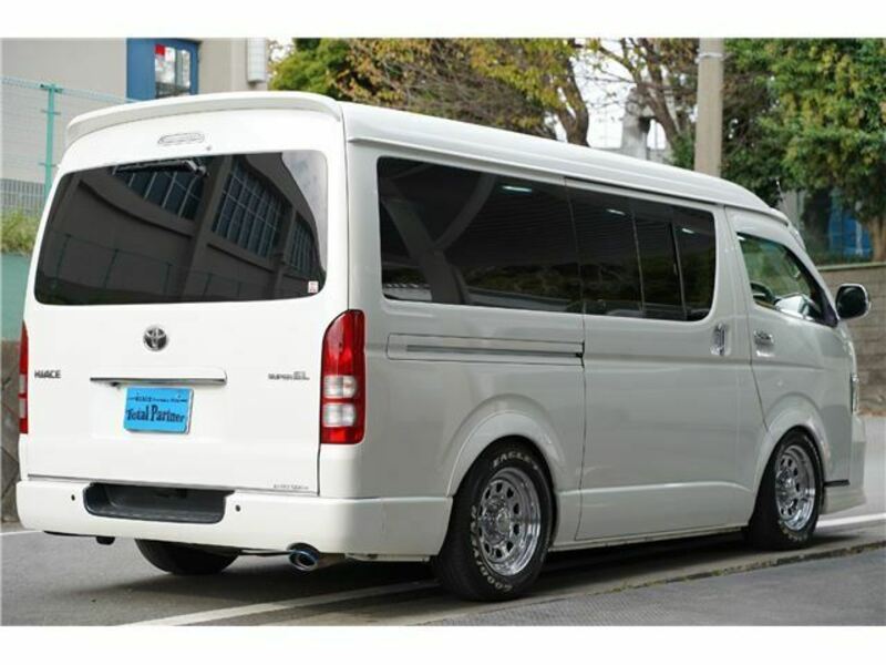 HIACE VAN-14