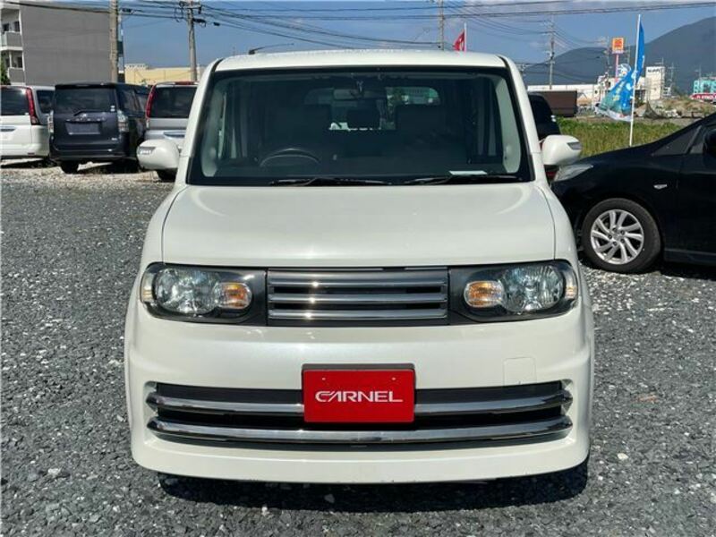 NISSAN　CUBE