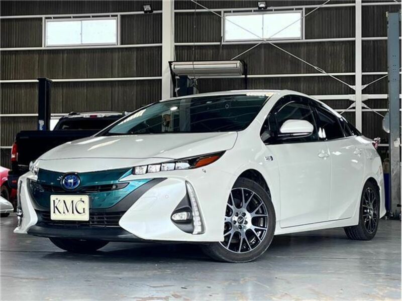 PRIUS PHV