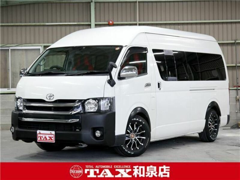 TOYOTA　HIACE VAN