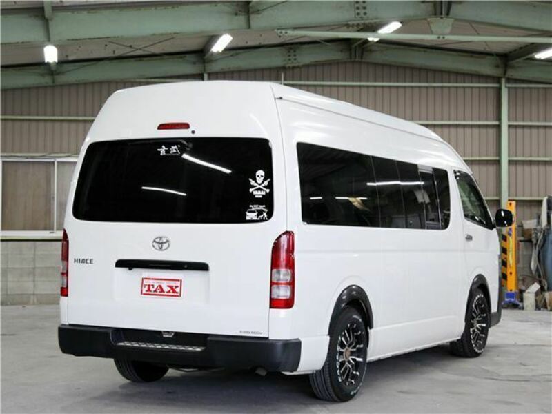 HIACE VAN-1