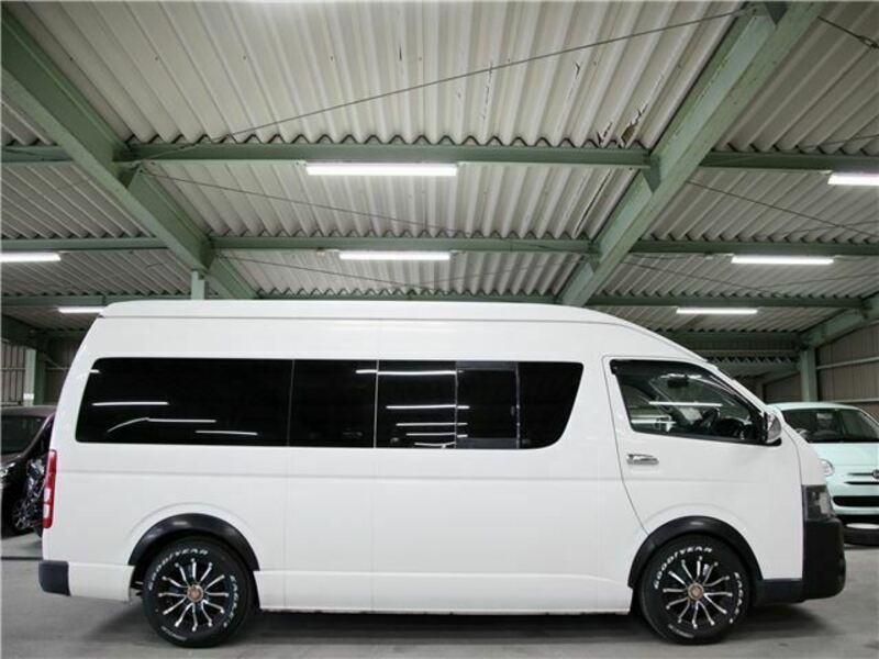 HIACE VAN-23