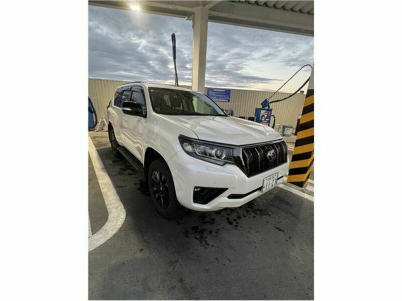 LAND CRUISER PRADO-1