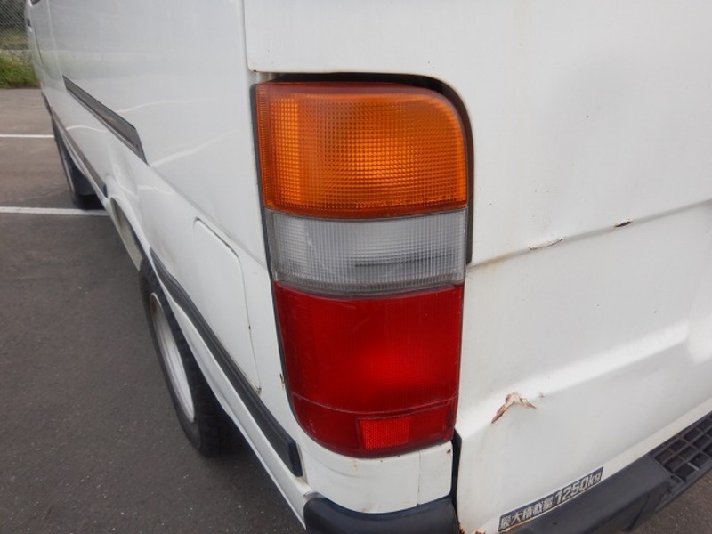 HIACE VAN-25