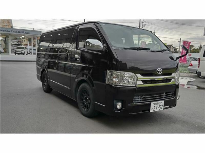 HIACE-8