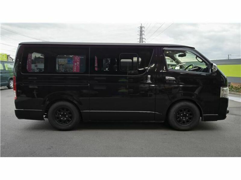 HIACE-9