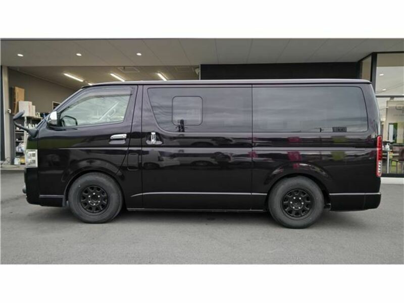 HIACE-12