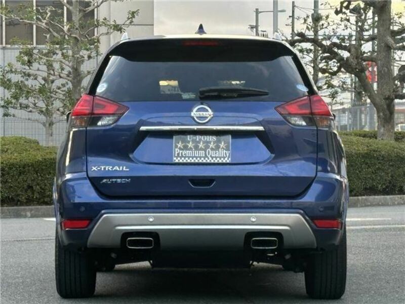 X-TRAIL-9