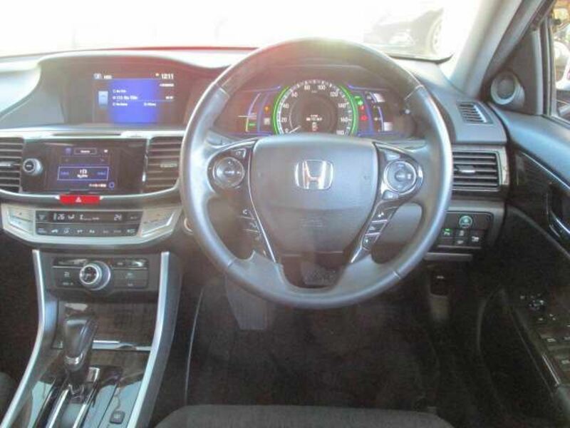 ACCORD HYBRID-8