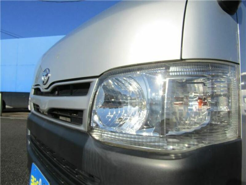 HIACE VAN-7