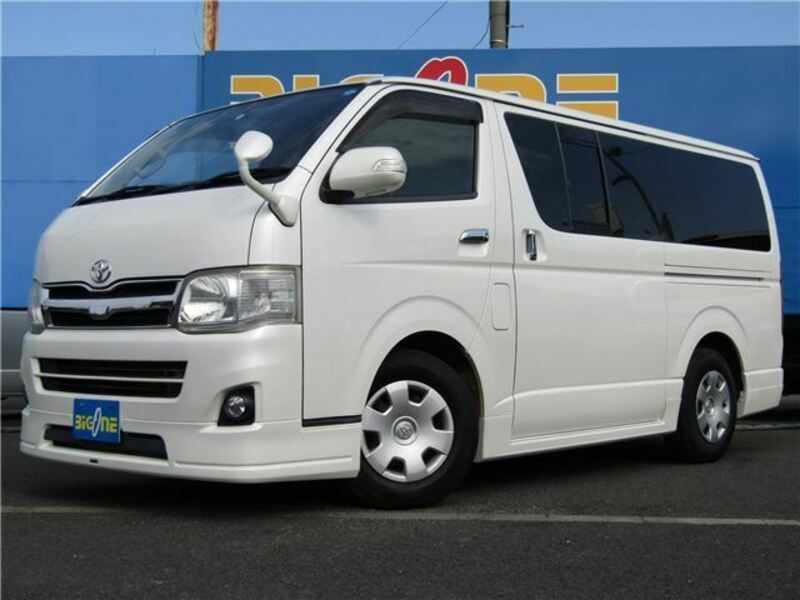 HIACE VAN