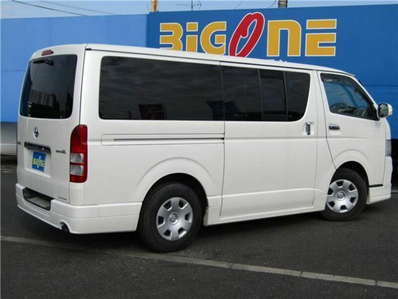 HIACE VAN-33