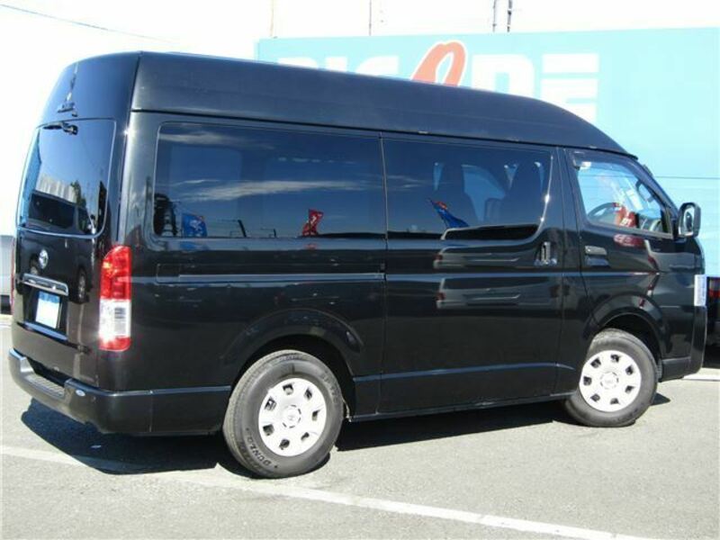 HIACE VAN-1