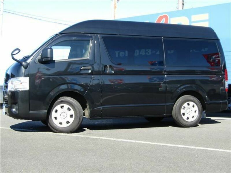 HIACE VAN-3