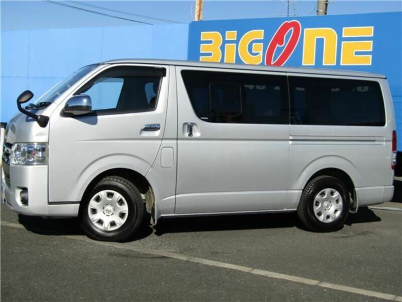 HIACE VAN-4