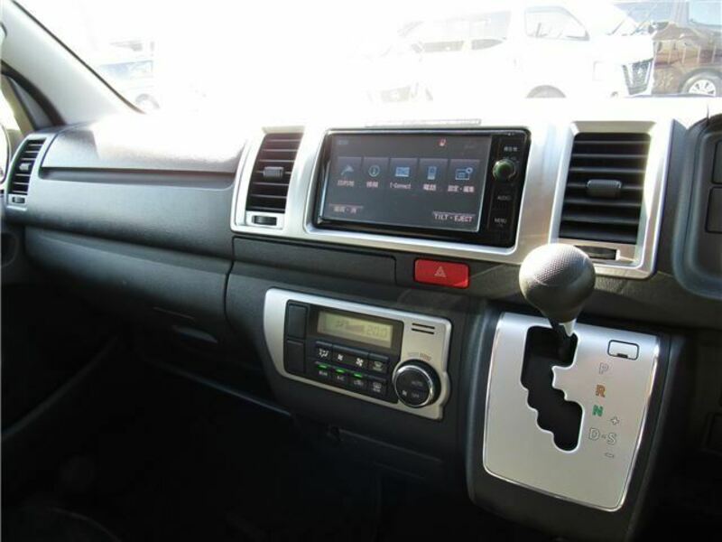 HIACE VAN-29