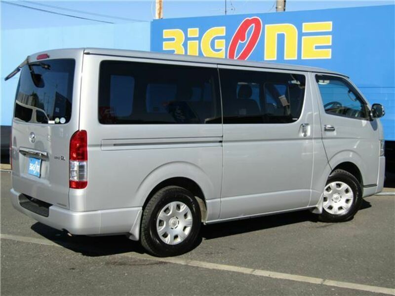 HIACE VAN-33