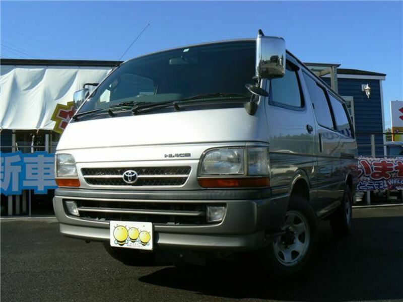 TOYOTA　HIACE VAN