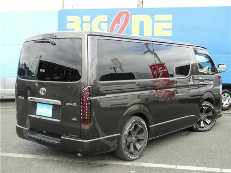 HIACE VAN-1