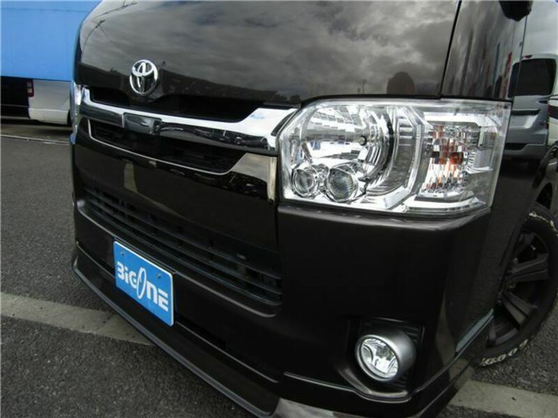 HIACE VAN-8