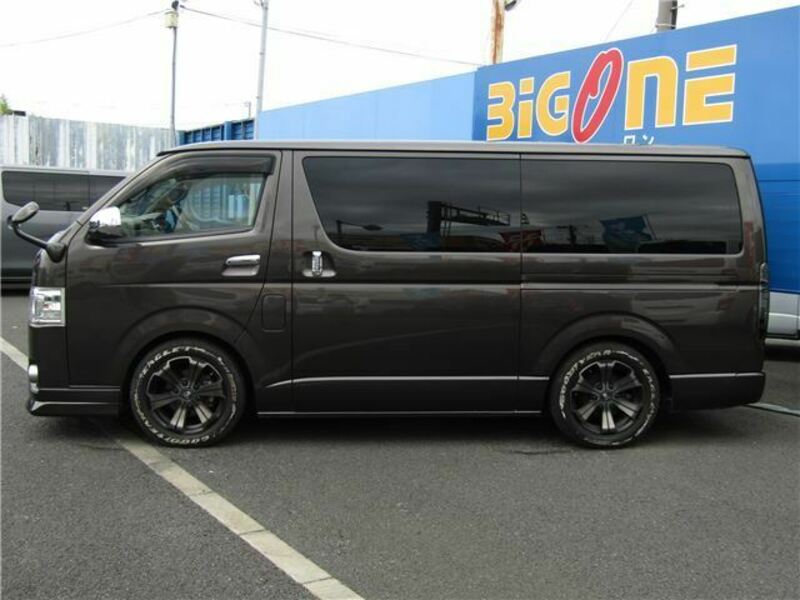 HIACE VAN-12