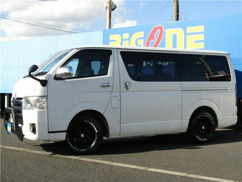 HIACE VAN-4