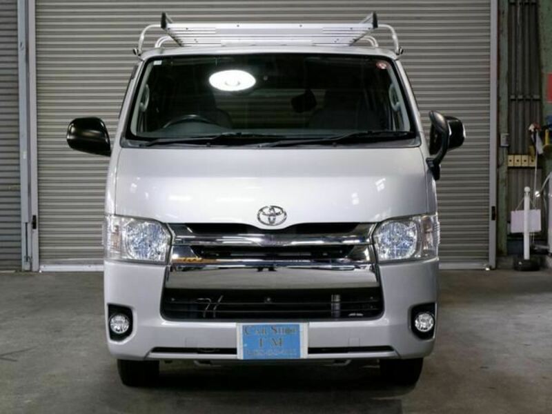 HIACE VAN-21