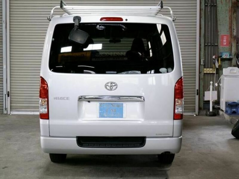 HIACE VAN-26