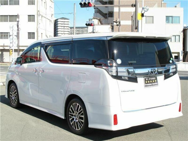 VELLFIRE-6