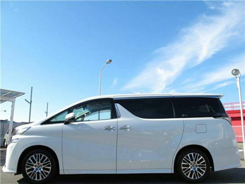 VELLFIRE-7