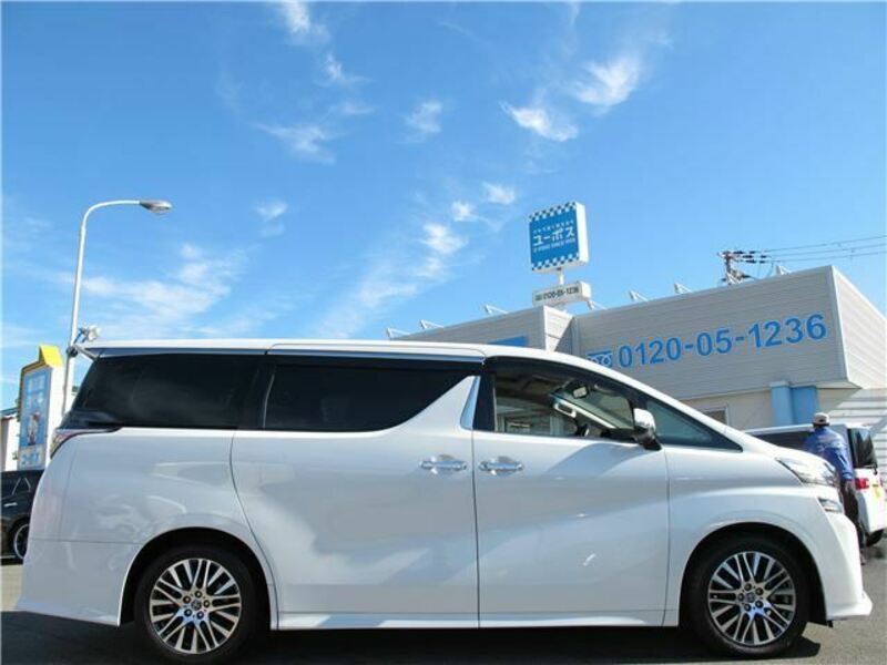 VELLFIRE-8