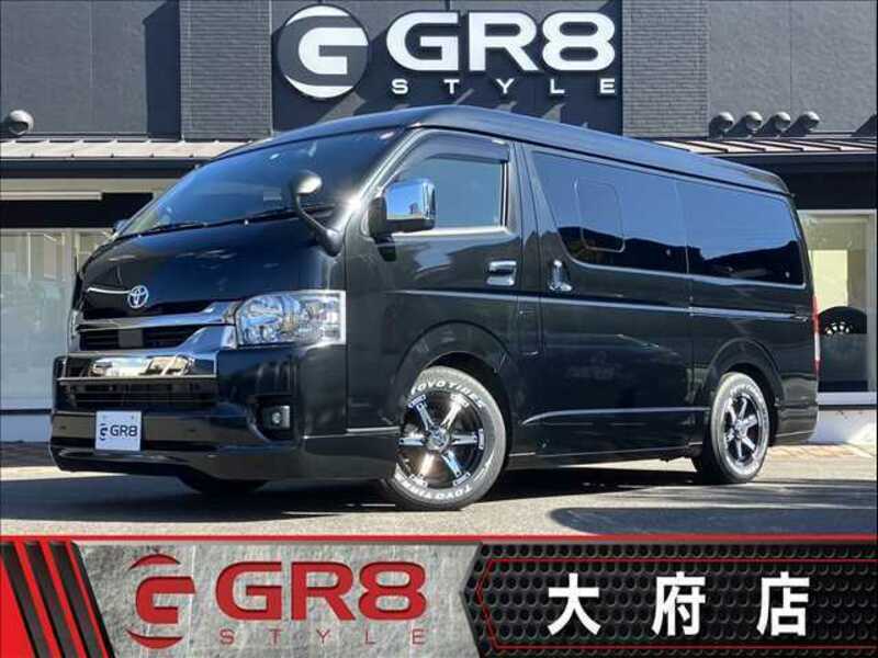 TOYOTA　HIACE VAN