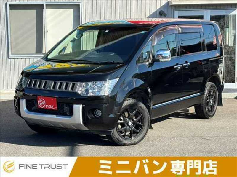 MITSUBISHI　DELICA