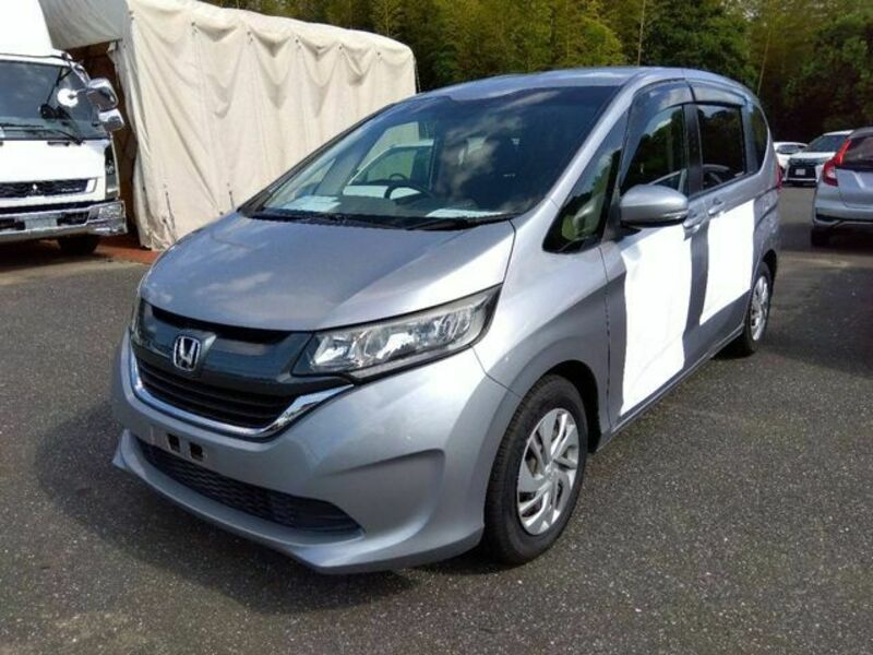 HONDA　FREED