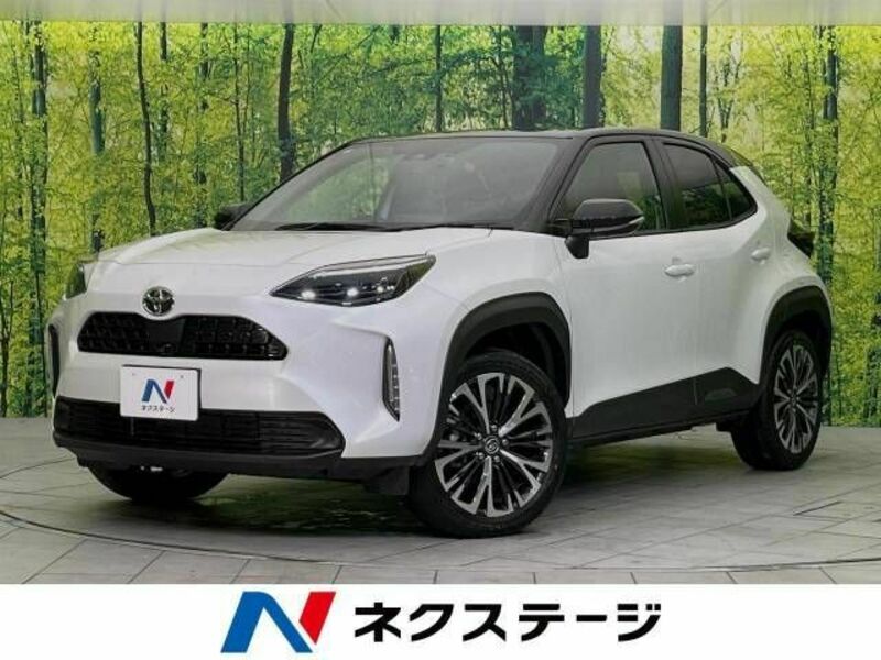 TOYOTA　YARIS CROSS