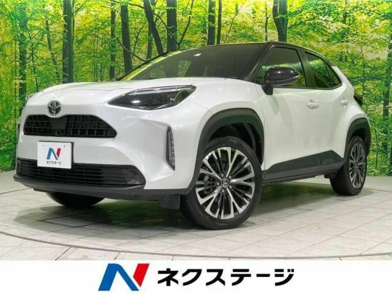 TOYOTA　YARIS CROSS